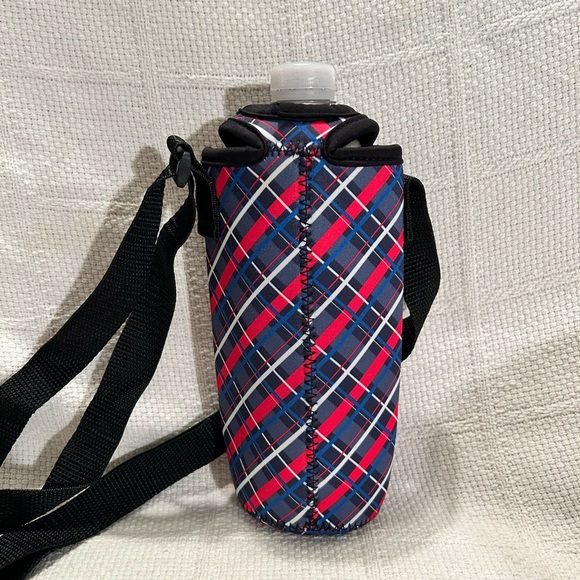Tupperware Blue and Red Plaid Bottle Carrier - Picture 2 of 5